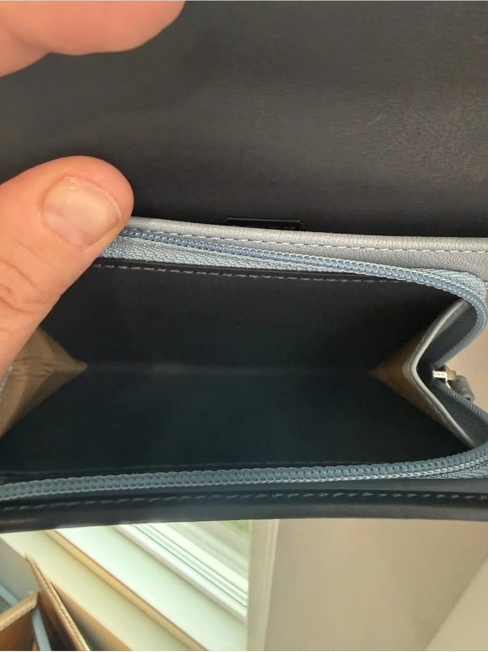 Vintage Coach Est 1941 Leather wallet light blue/navy trim Excellent Condition!